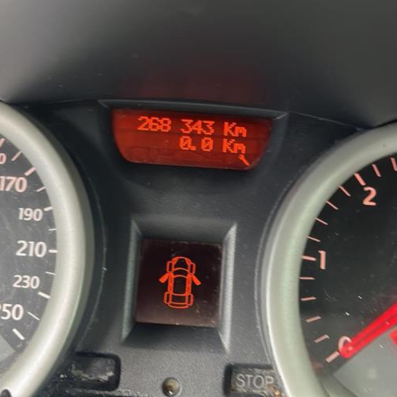 Leve vitre electrique arriere droit RENAULT MEGANE 2 Photo n°7