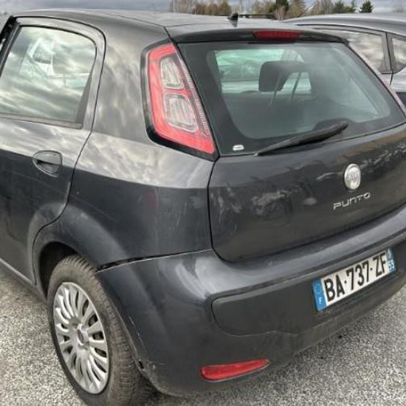 Custode avant gauche FIAT PUNTO EVO 3 Photo n°11