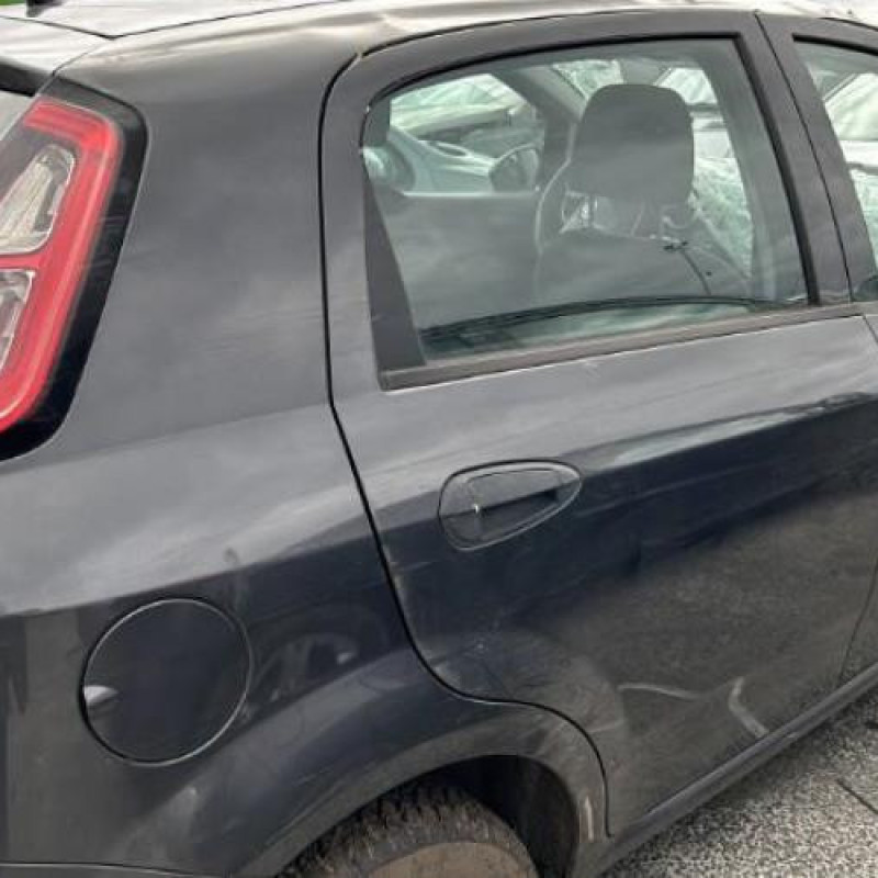 Custode avant gauche FIAT PUNTO EVO 3 Photo n°13