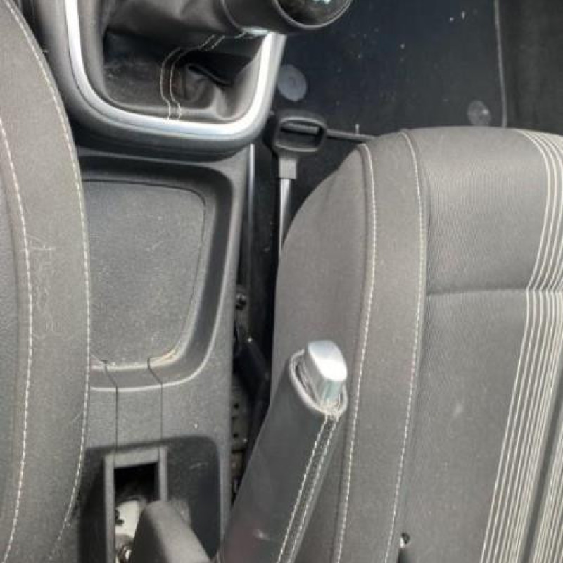 Pretensionneur de ceinture avant droit VOLKSWAGEN POLO 5 Photo n°20