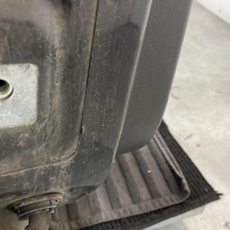 Porte arriere droit OPEL CORSA D Photo n°7