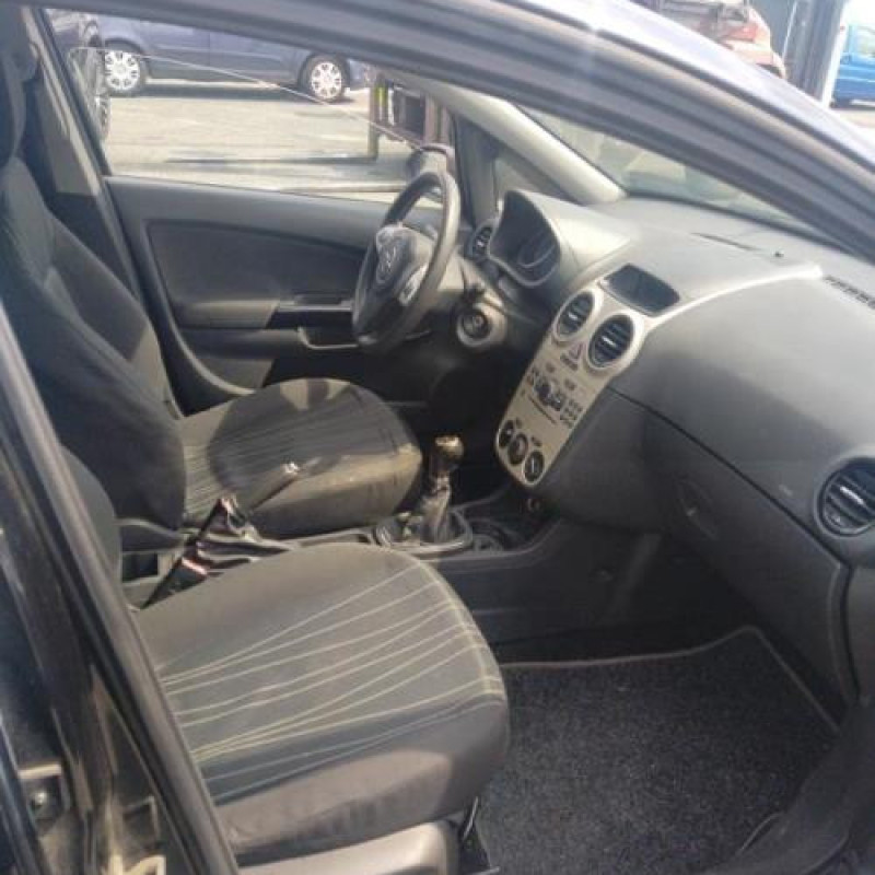 Porte arriere droit OPEL CORSA D Photo n°13