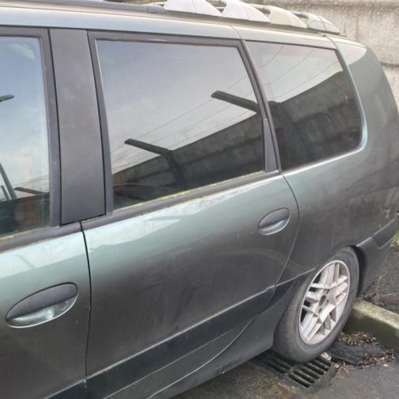 Anti brouillard gauche (feux) RENAULT GRAND ESPACE 3 Photo n°8