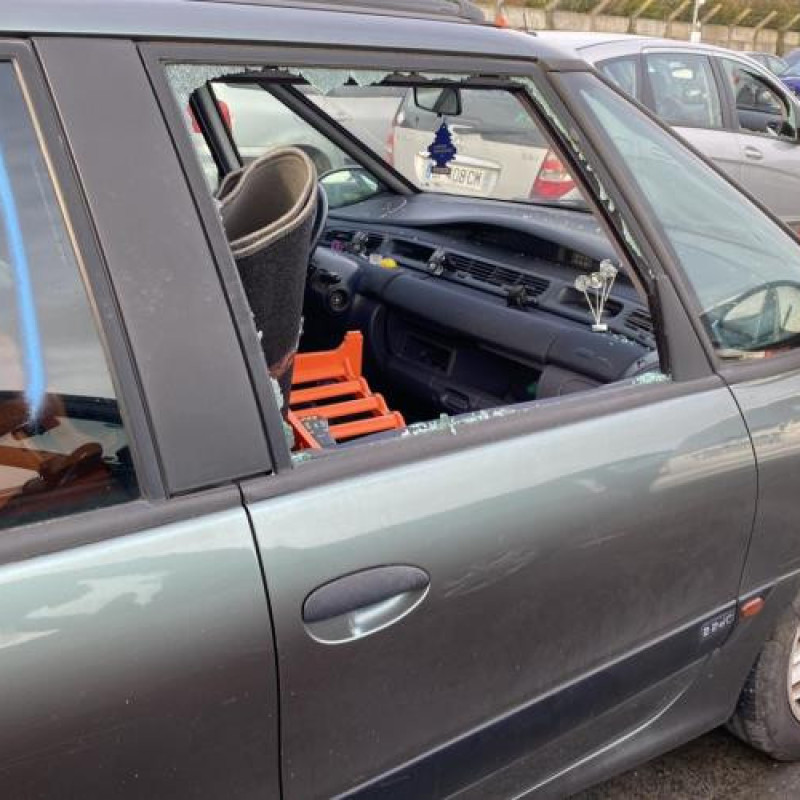 Optique avant secondaire gauche (feux)(clignotant) RENAULT GRAND ESPACE 3 Photo n°15