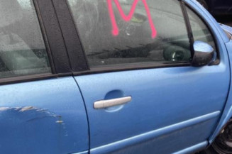 Vitre avant droit CITROEN C3 1
