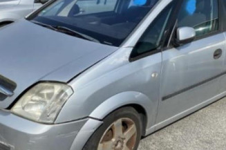 Serrure arriere gauche OPEL MERIVA A Photo n°1