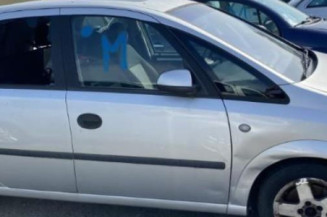 Serrure arriere gauche OPEL MERIVA A