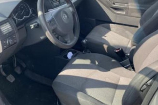 Serrure arriere gauche OPEL MERIVA A