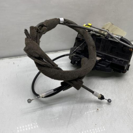 Serrure avant gauche NISSAN JUKE 1