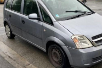 Serrure arriere gauche OPEL MERIVA A