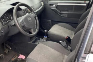 Serrure arriere gauche OPEL MERIVA A