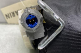 Pretensionneur de ceinture avant gauche PEUGEOT 5008 1