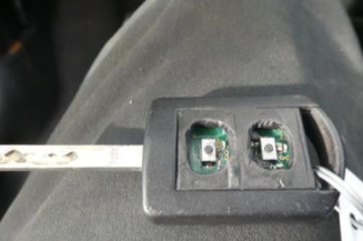 Arret de porte avant gauche OPEL CORSA C