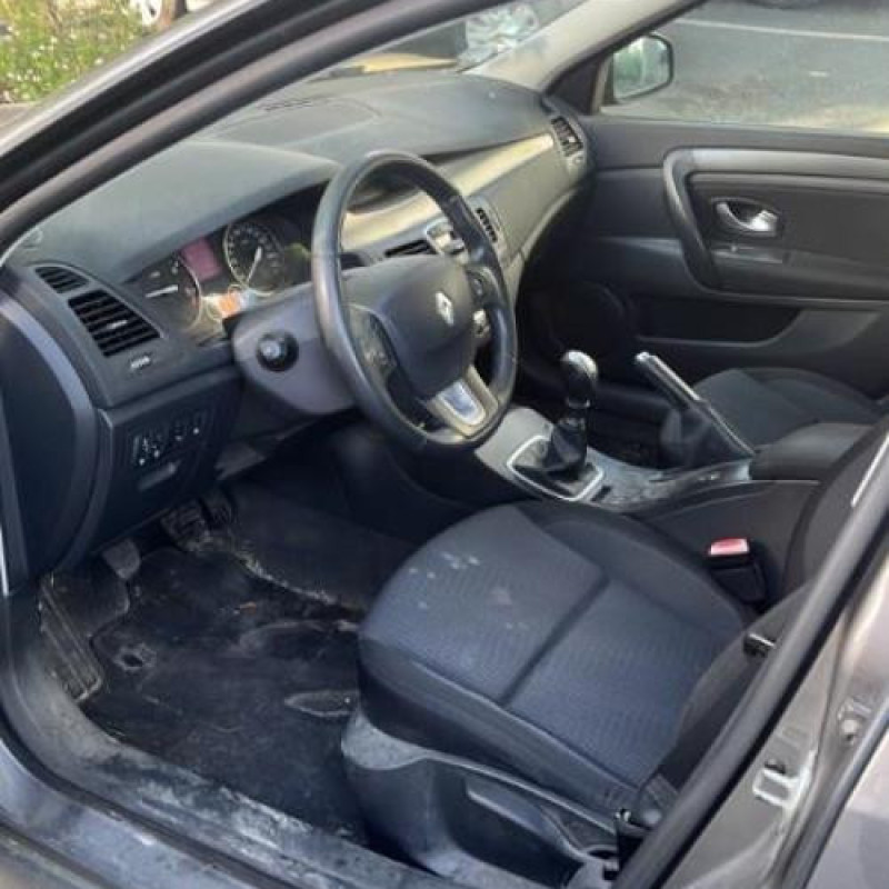 Pretensionneur de ceinture avant droit RENAULT LAGUNA 3 Photo n°10