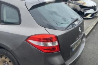 Pretensionneur de ceinture avant droit RENAULT LAGUNA 3