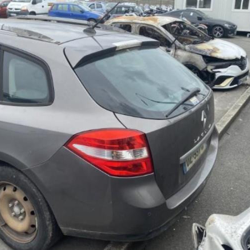 Pretensionneur de ceinture avant droit RENAULT LAGUNA 3 Photo n°20