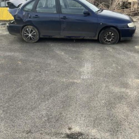 Porte avant gauche SEAT CORDOBA 1