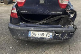 Porte avant gauche SEAT CORDOBA 1