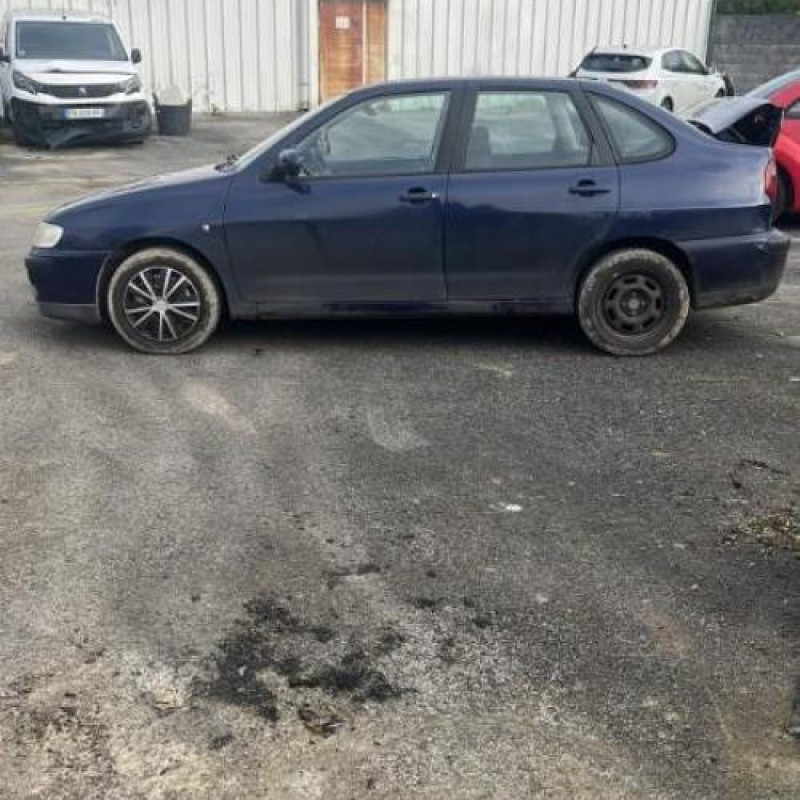 Leve vitre electrique avant gauche SEAT CORDOBA 1 Photo n°4