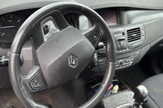 Arret de porte avant gauche RENAULT LAGUNA 3