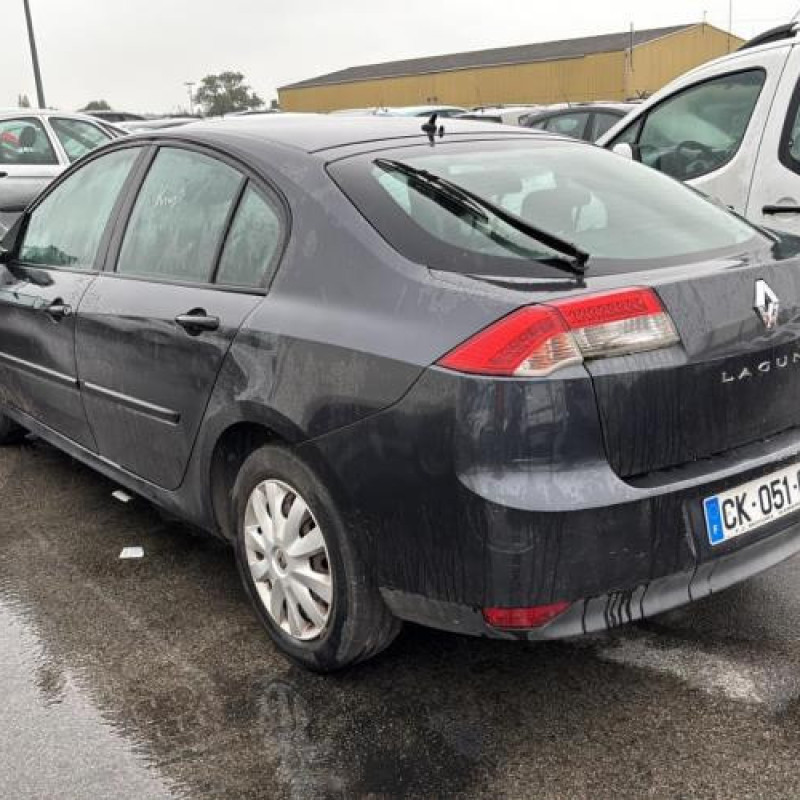 Feu arriere stop central RENAULT LAGUNA 3 Photo n°6