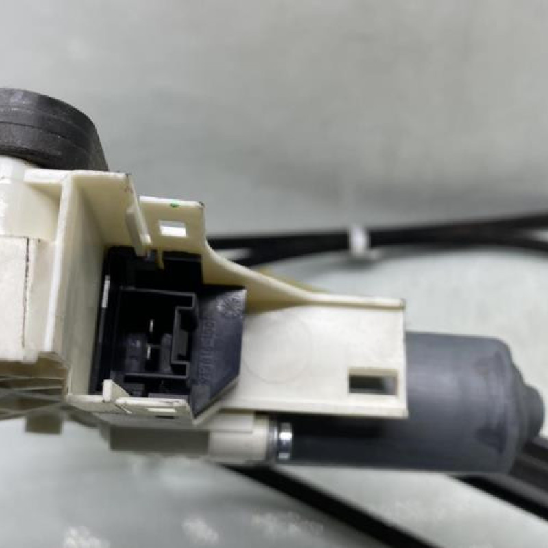 Leve vitre electrique avant gauche AUDI A1 1 Photo n°9