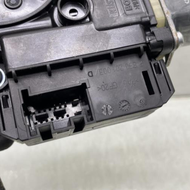 Leve vitre electrique arriere droit VOLKSWAGEN POLO 5 Photo n°2