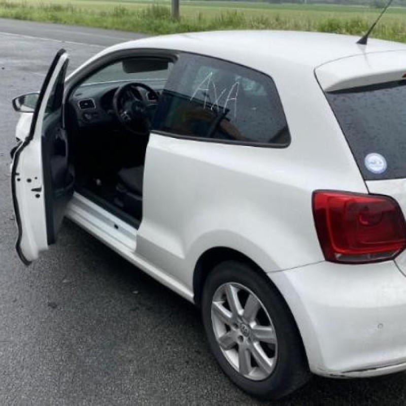 Bloc ABS (freins anti-blocage) VOLKSWAGEN POLO 5 Photo n°3
