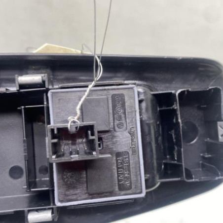 Interrupteur de leve vitre avant gauche VOLKSWAGEN POLO 4