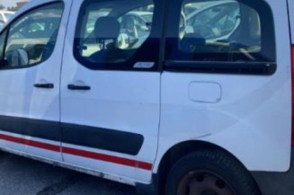 Feu arriere stop central CITROEN BERLINGO 2