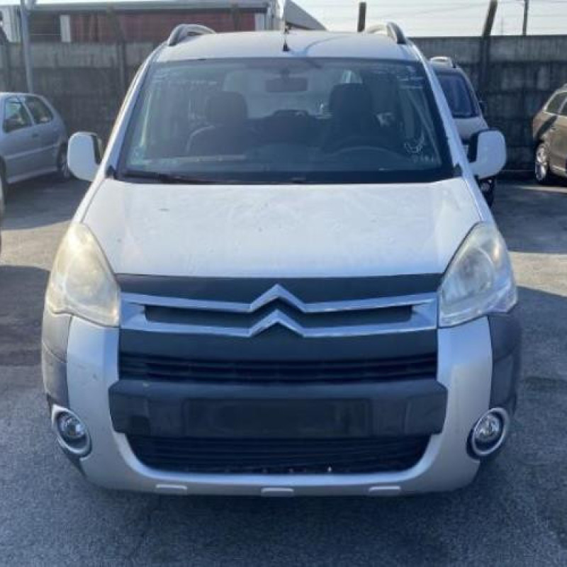 Feu arriere stop central CITROEN BERLINGO 2 Photo n°14
