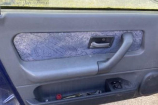 Leve vitre electrique avant droit RENAULT CLIO 1