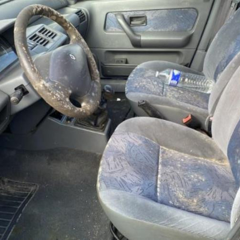Leve vitre electrique avant droit RENAULT CLIO 1 Photo n°16