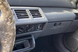 Leve vitre electrique avant droit RENAULT CLIO 1