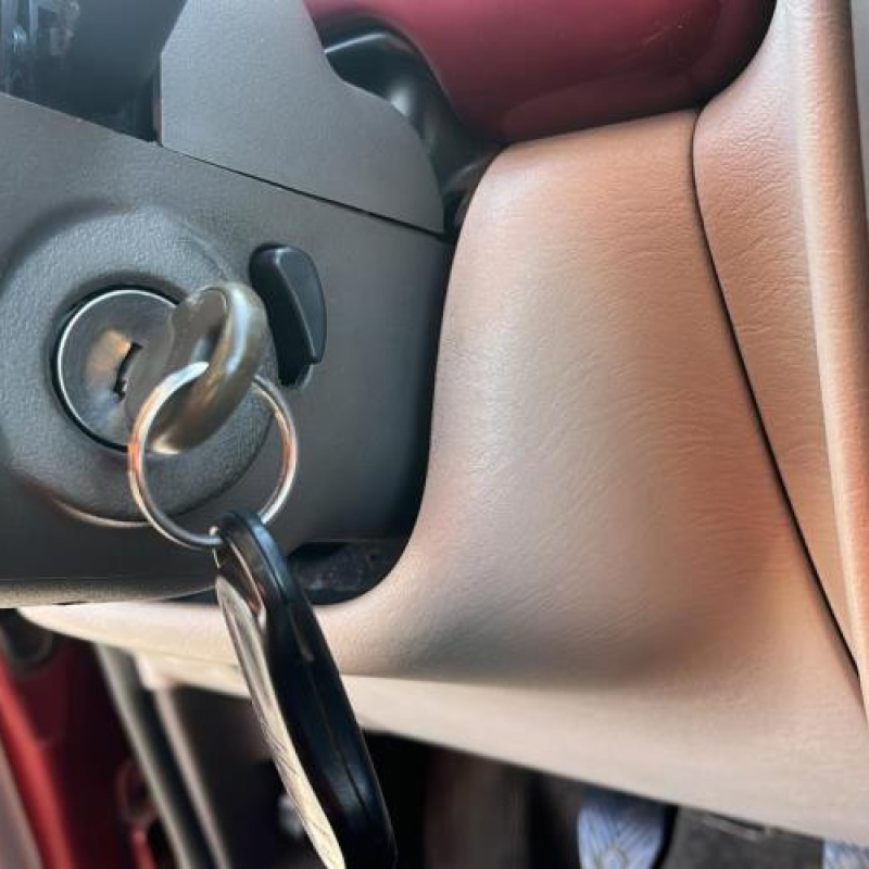 Leve vitre electrique avant gauche CHRYSLER PT CRUISER Photo n°17