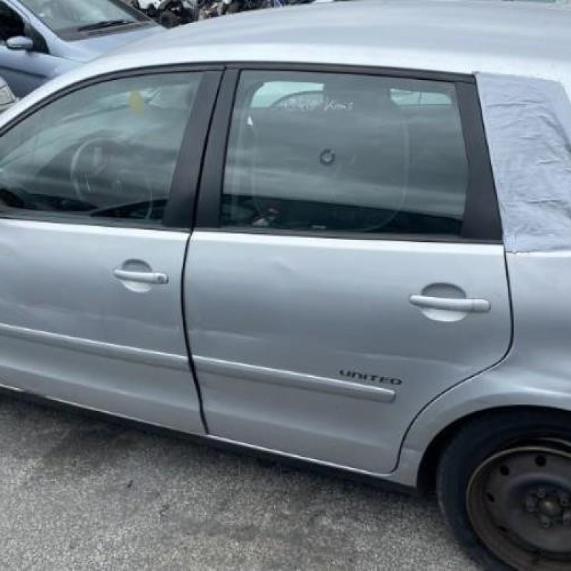 Leve vitre electrique avant droit VOLKSWAGEN POLO 4 Photo n°13