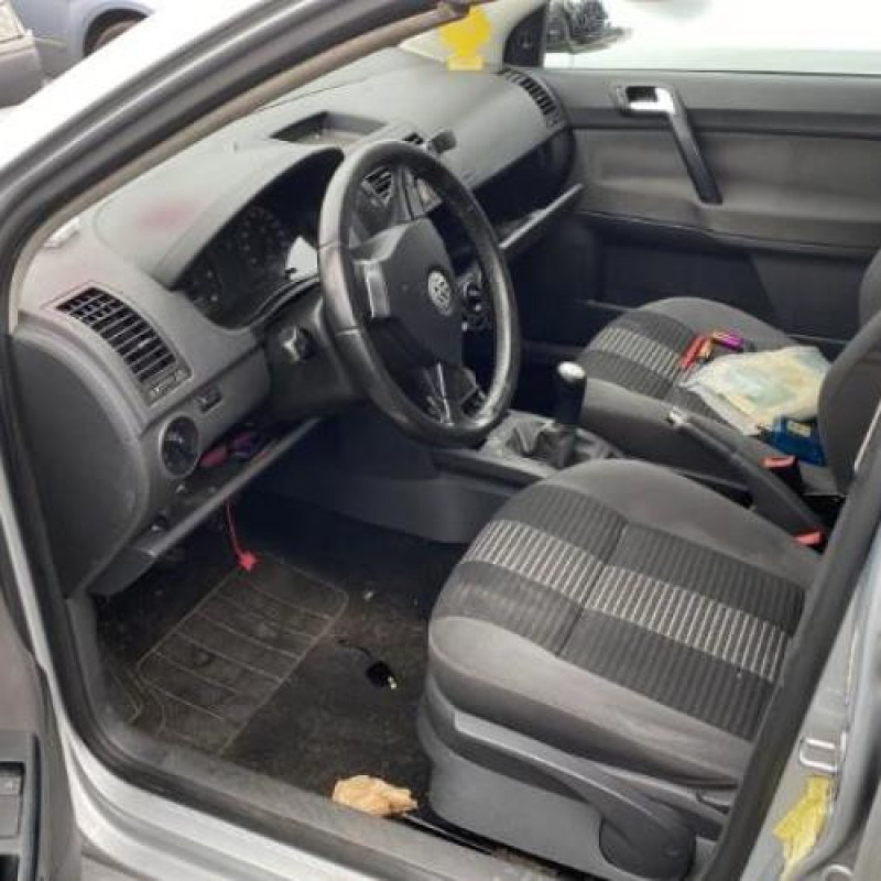 Leve vitre electrique avant droit VOLKSWAGEN POLO 4 Photo n°16
