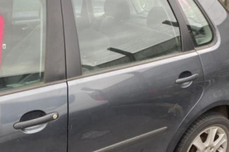 Moteur essuie glace arriere VOLKSWAGEN POLO 4