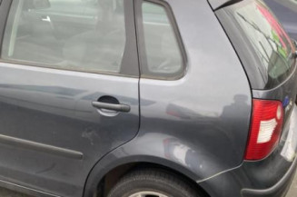 Moteur essuie glace arriere VOLKSWAGEN POLO 4