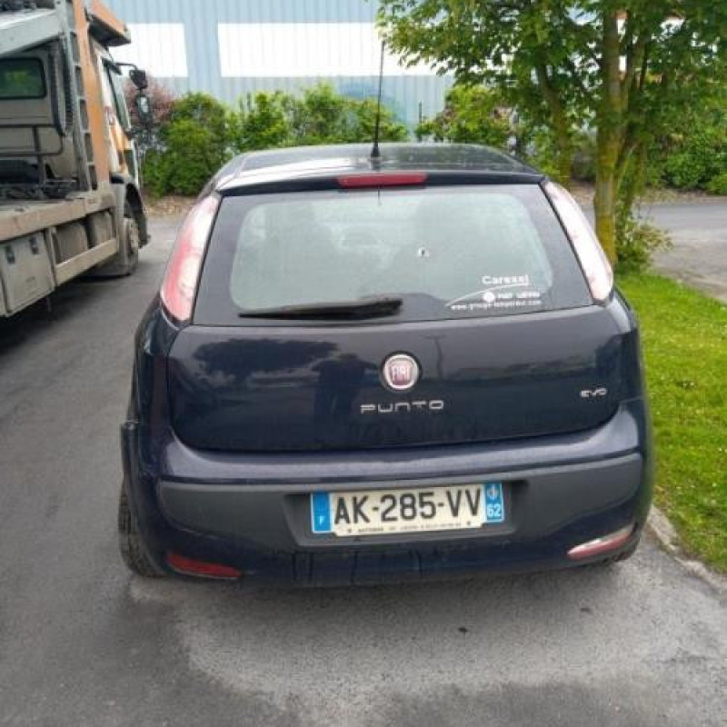Moteur FIAT PUNTO EVO 3 Photo n°4