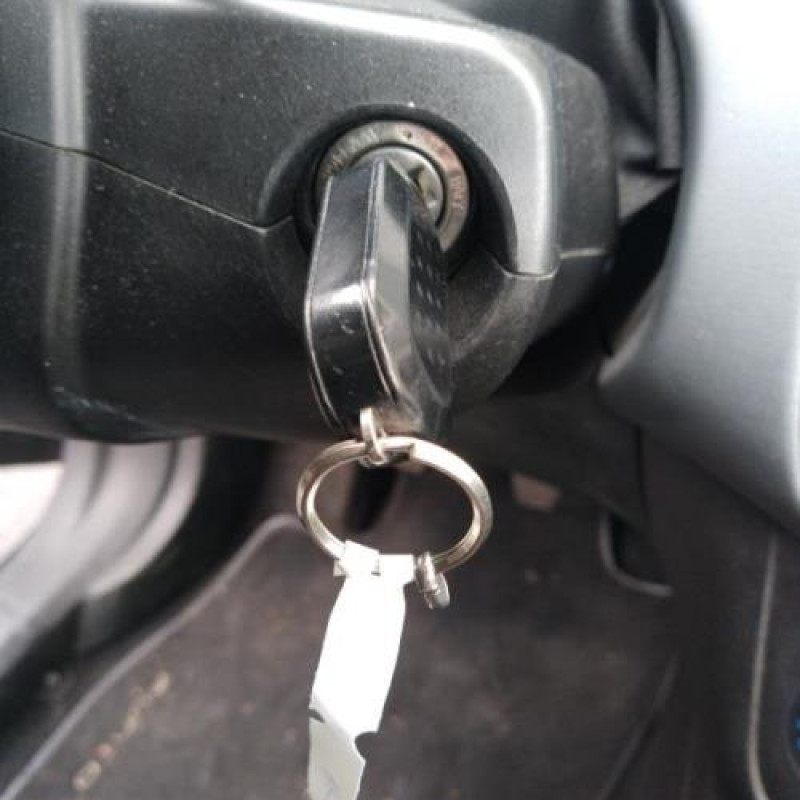 Moteur FIAT PUNTO EVO 3 Photo n°9