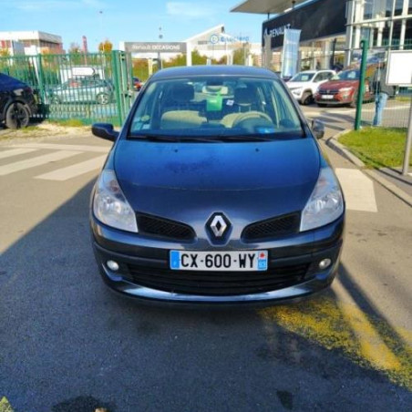 Moteur RENAULT CLIO 3 Photo n°1