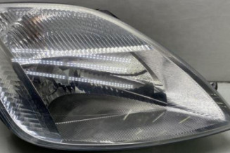 Optique avant principal droit (feux)(phare) FORD FIESTA 5