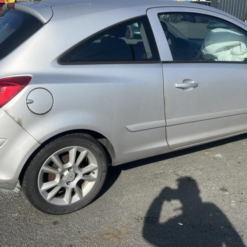 Retroviseur gauche OPEL CORSA D Photo n°12