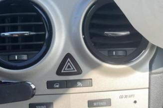 Retroviseur gauche OPEL CORSA D