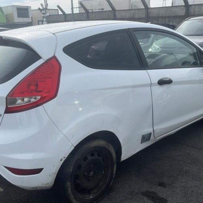 Pommeau de vitesses FORD FIESTA 6 Photo n°4