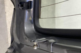 Malle/Hayon arriere RENAULT CLIO 1