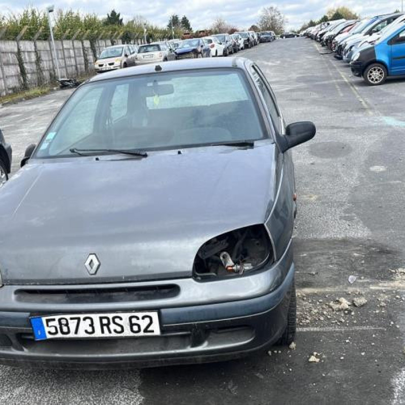 Malle/Hayon arriere RENAULT CLIO 1 Photo n°14