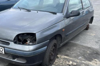 Malle/Hayon arriere RENAULT CLIO 1