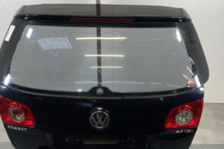 Malle/Hayon arriere VOLKSWAGEN PASSAT 5 Photo n°1